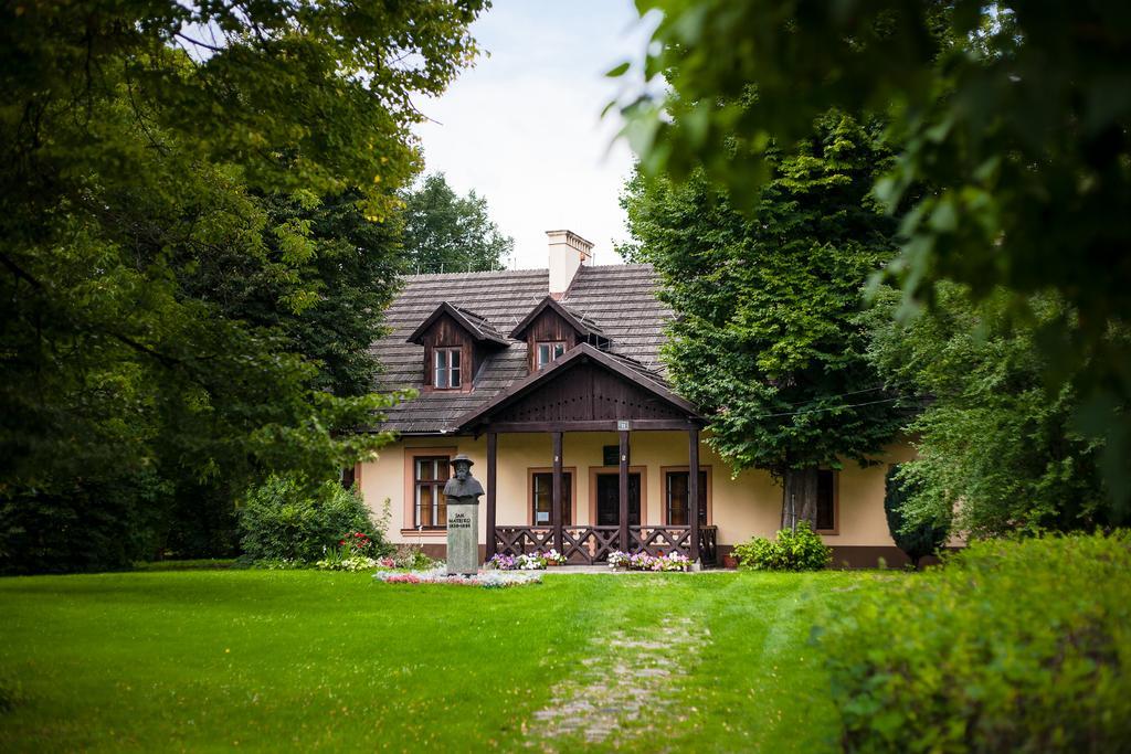 Dom Turystyczny Indigo Hostel Krasków Εξωτερικό φωτογραφία