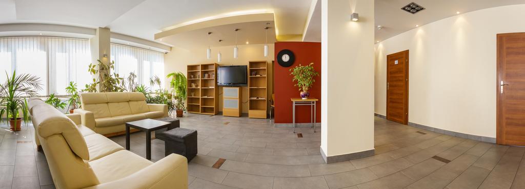 Dom Turystyczny Indigo Hostel Krasków Εξωτερικό φωτογραφία