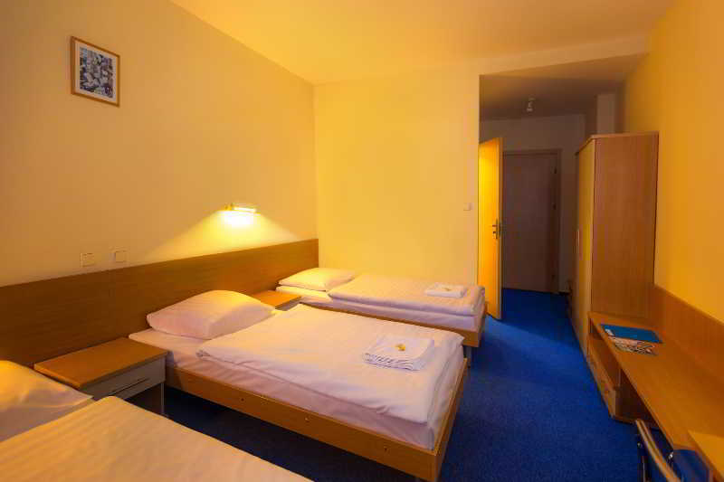 Dom Turystyczny Indigo Hostel Krasków Εξωτερικό φωτογραφία