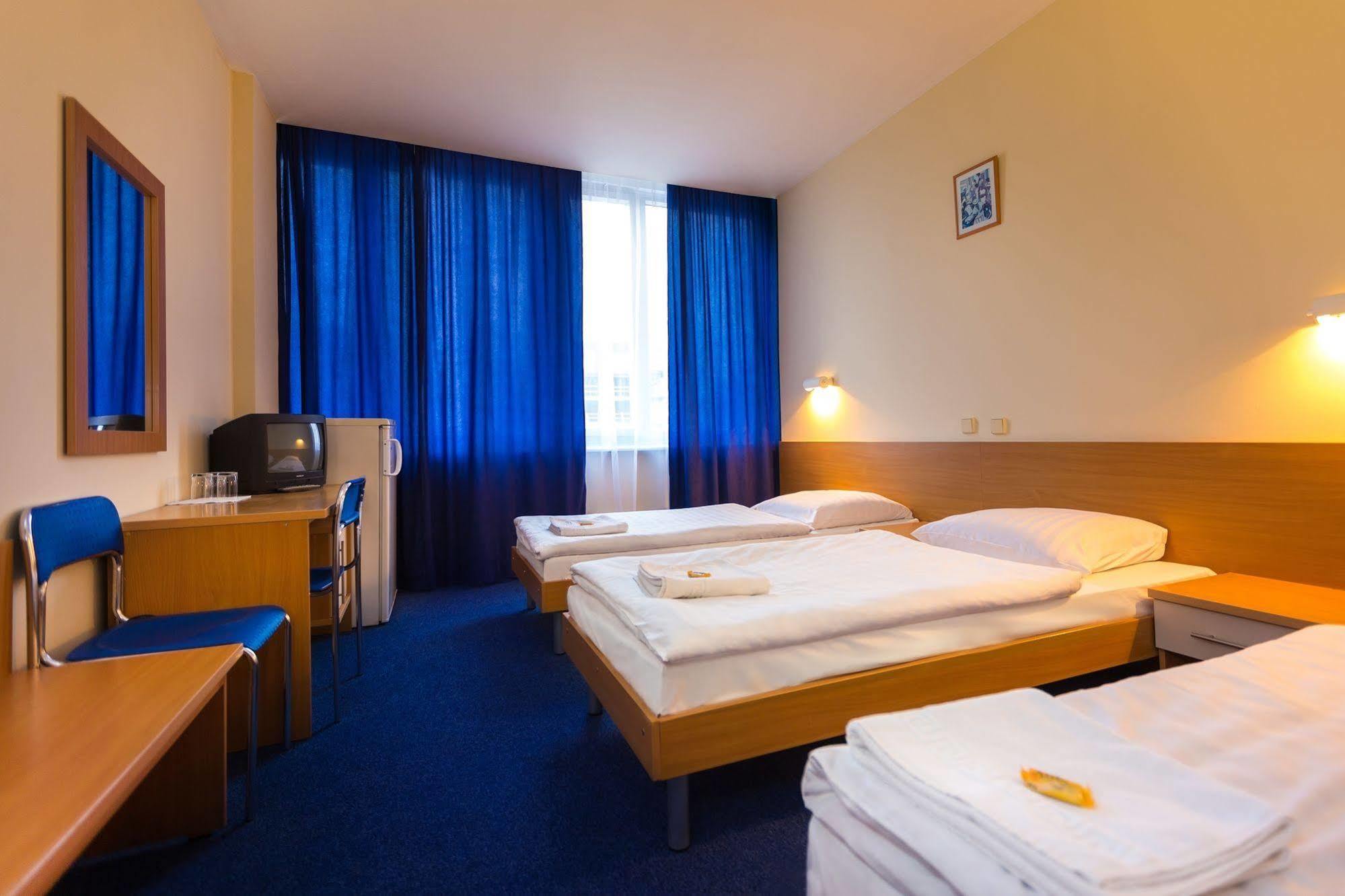 Dom Turystyczny Indigo Hostel Krasków Εξωτερικό φωτογραφία